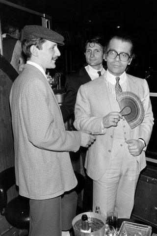 جاك دي باشر وكارل لاغرفيلد عام 1979