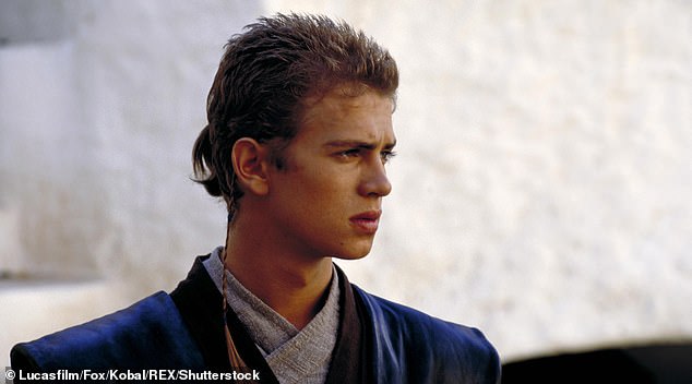 فاز هايدن كريستنسن بدور Anakin Skywalker وانضم إلى السلسلة في عام 2002 في حرب النجوم: الحلقة الثانية - هجوم المستنسخين.  يتذكر قائلاً: 