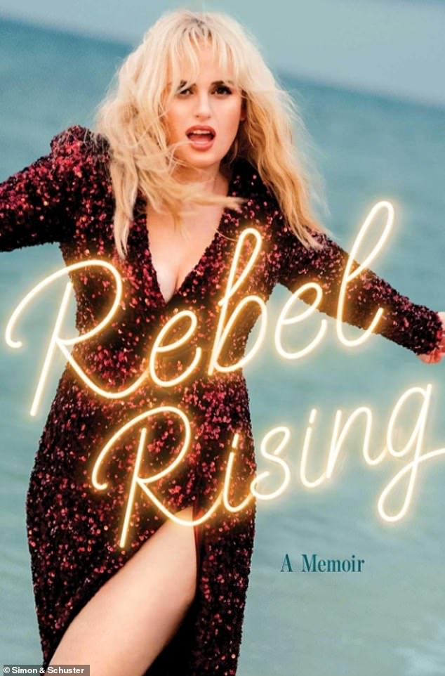 وكتبت الأسترالية البالغة من العمر 44 عامًا في مذكراتها Rebel Rising: 
